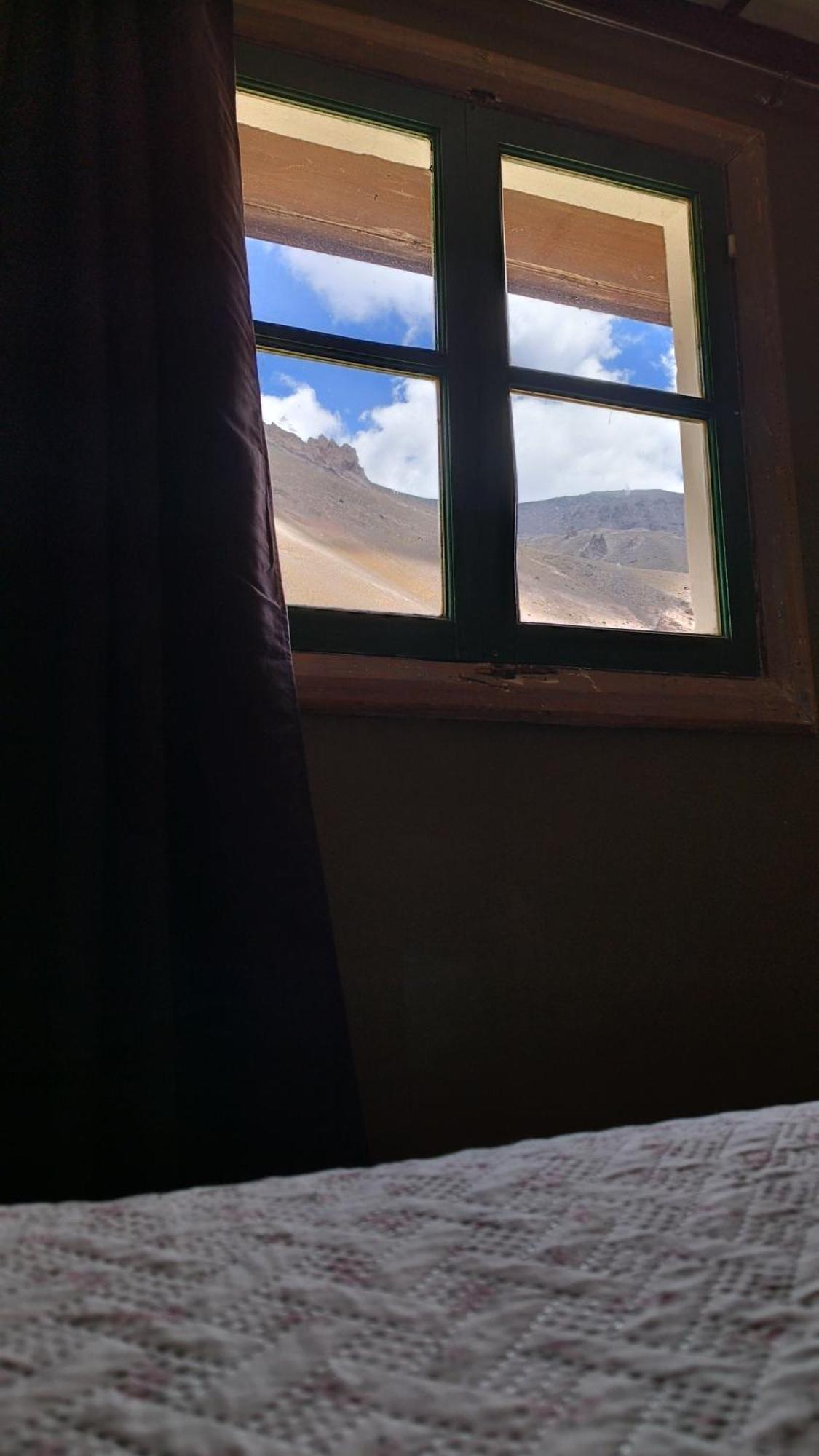 Hospedaje Lenas Del Tolosa Las Cuevas  Buitenkant foto