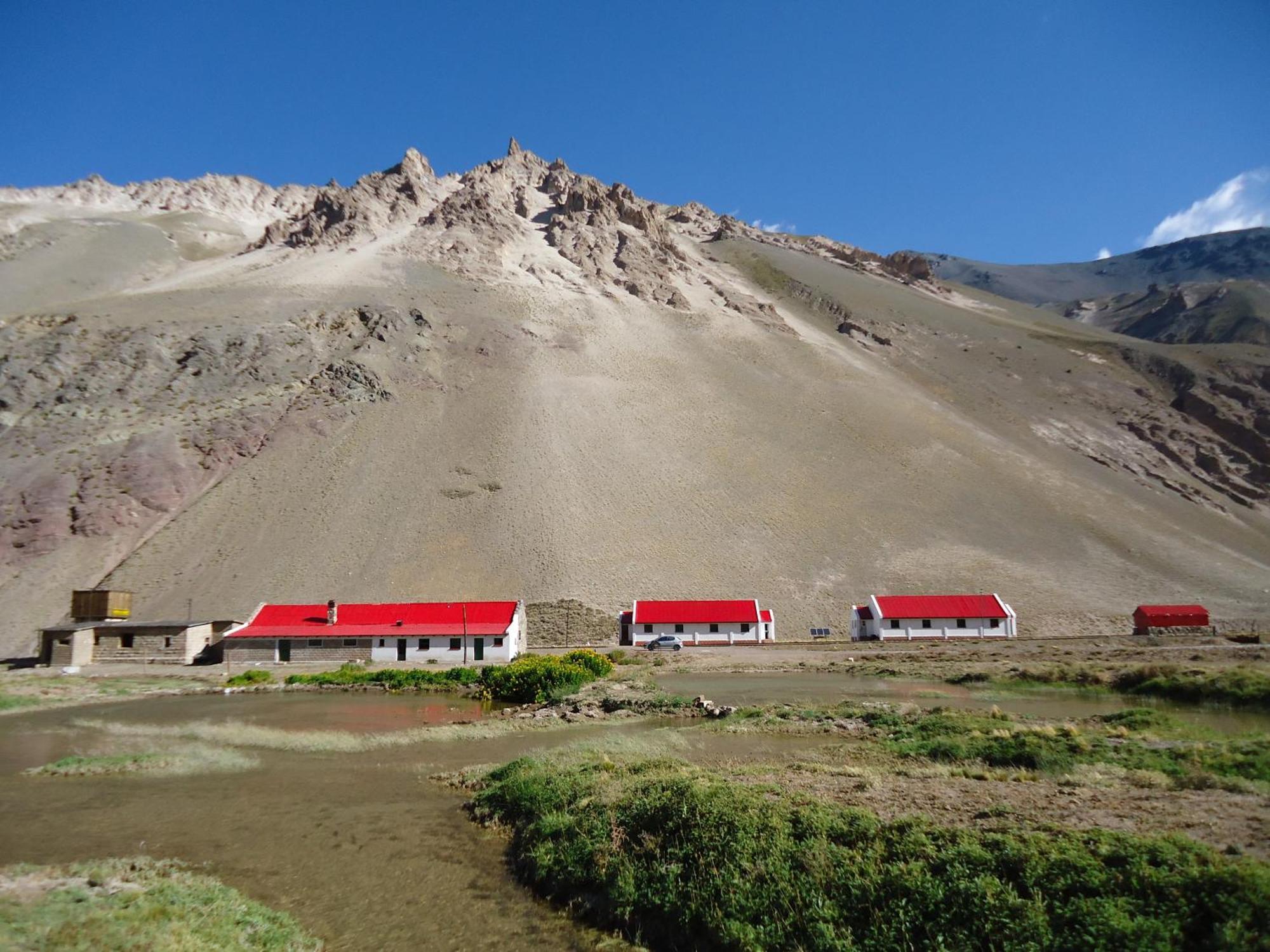 Hospedaje Lenas Del Tolosa Las Cuevas  Buitenkant foto